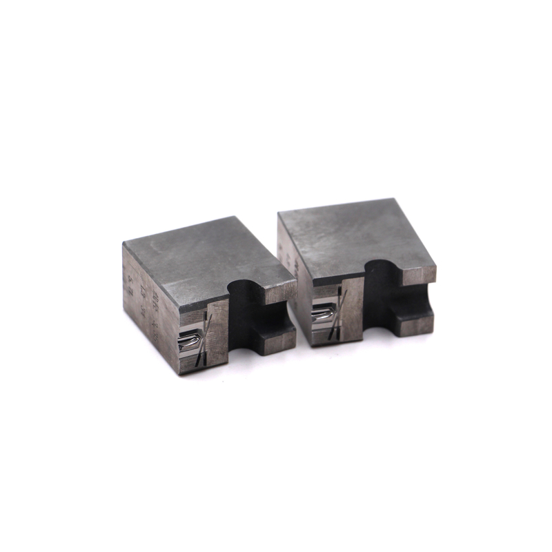Algodón duro de alta dureza de perforación automática de tornillos formando bordes de perforación de cola de tornillo a presión - para aplicaciones en la construcción y la automoción