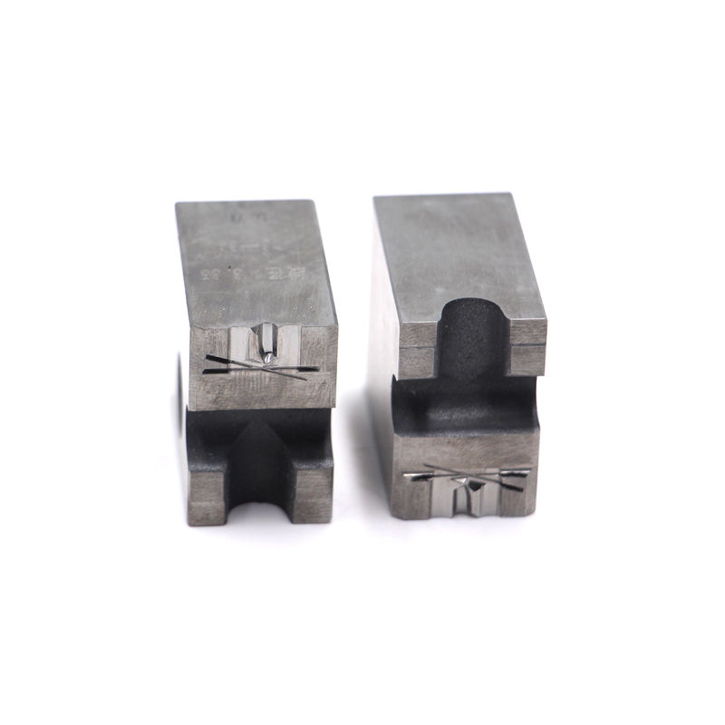Matriz de cola de perforación de carburo de tungsteno - material resistente al desgaste de alta dureza con una cavidad de forma precisa para una producción eficiente de tornillos de autoperforación