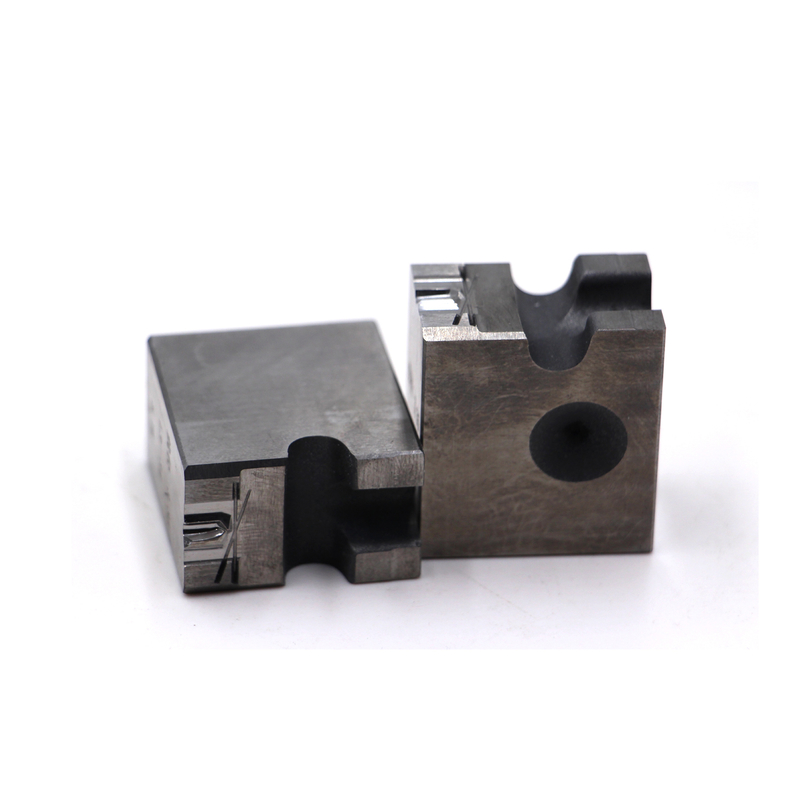 Vida útil más larga de trabajo en frío de la matriz de acero M2 M4 de perforación de punto para la formación de tornillos
