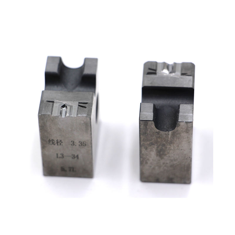 Matriz de cola de perforación de carburo de tungsteno - material resistente al desgaste de alta dureza con una cavidad de forma precisa para una producción eficiente de tornillos de autoperforación