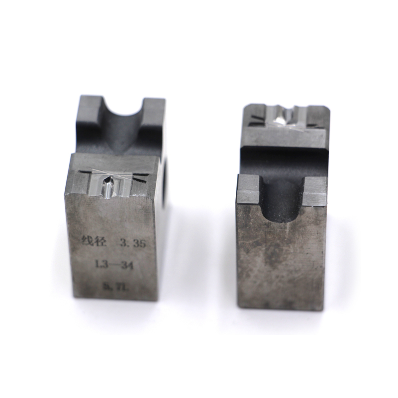 Muerre de cabeza en frío de acero M2 M4 Muerre de punto de perforación para la formación de tornillos de larga vida útil