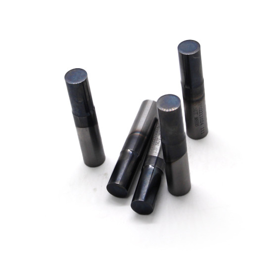 Pin de punzón de carburo de tungsteno recubierto de titanio para una vida útil prolongada Ideal para las industrias de estampado por extrusión en frío de encabezado en frío que ofrecen una alta resistencia al desgaste y una dureza superior