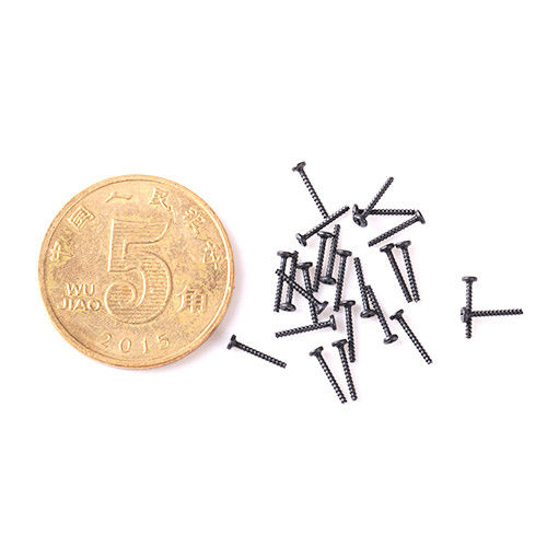 Material de acero al carbono Micro tornillo de alta precisión M0.6 M0.8 M1 M1.5 M2 M2.5 M3 Uso para la industria minorista