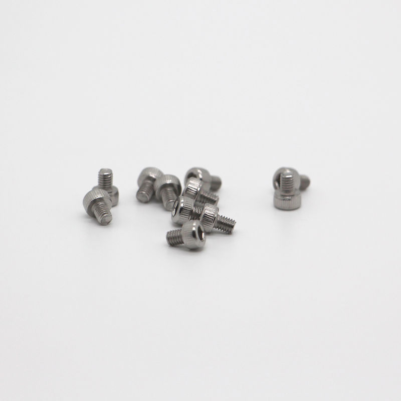 Precisión micro tornillos de acero inoxidable cabeza plana y hilo completo para la construcción servicio personalizado