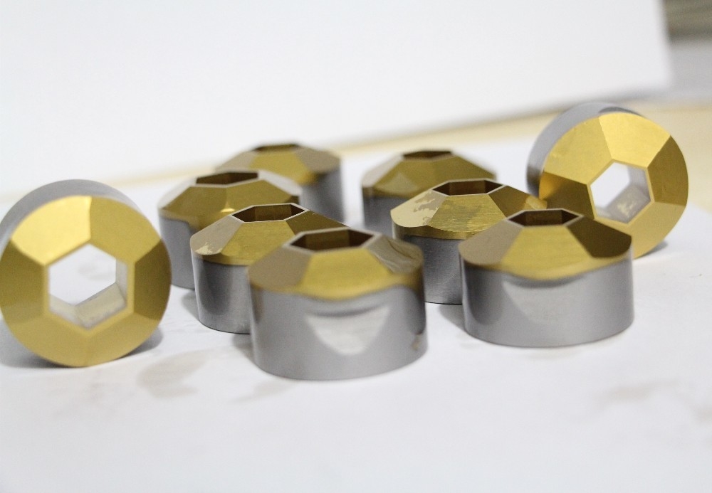 Matas de recorte de precisión de aleación dura de alta resistencia - para piezas de estampado de metal y blancos forjados, aplicaciones de fabricación de automóviles y electrodomésticos